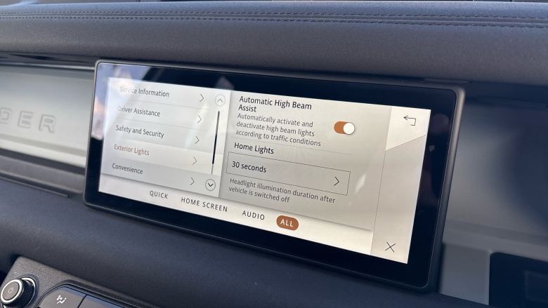 Land Rover Defender 3.0 D250 X-Dynamic S 110 5dr Auto Diesel Estate